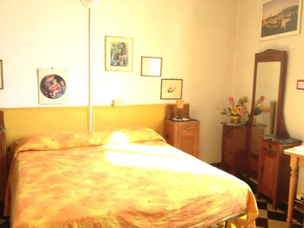 Pensione Rinascente Pisa Guest house