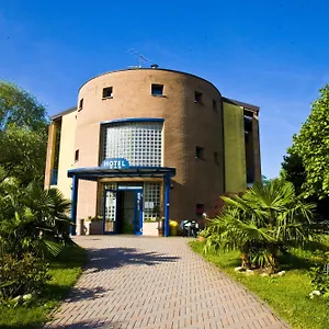 Il Canneto 3*, Porto Ceresio Italie